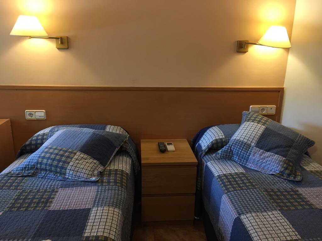 Hostal Rio De Castro Barcelona Luaran gambar