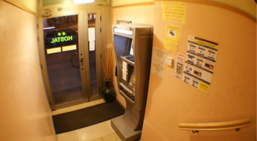 Hostal Rio De Castro Barcelona Luaran gambar
