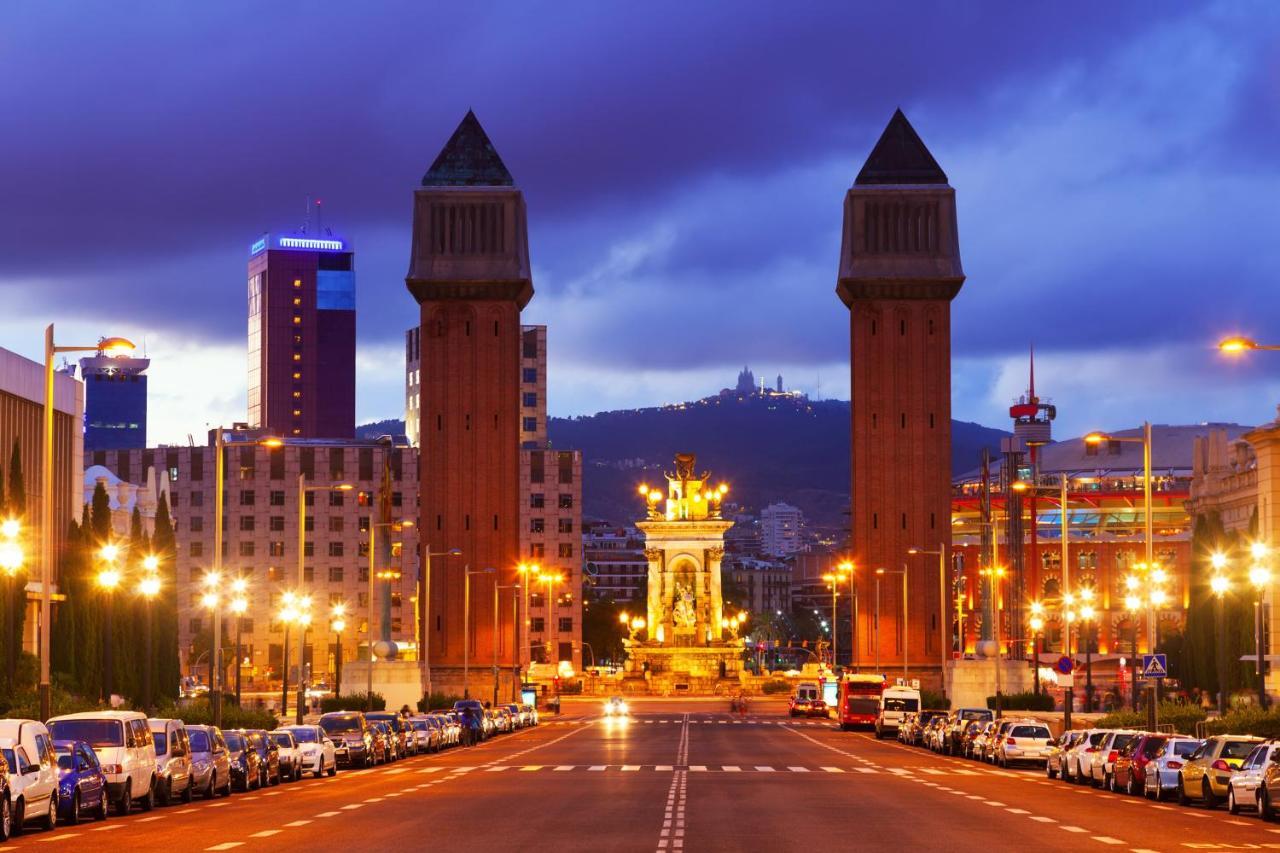 Hostal Rio De Castro Barcelona Luaran gambar