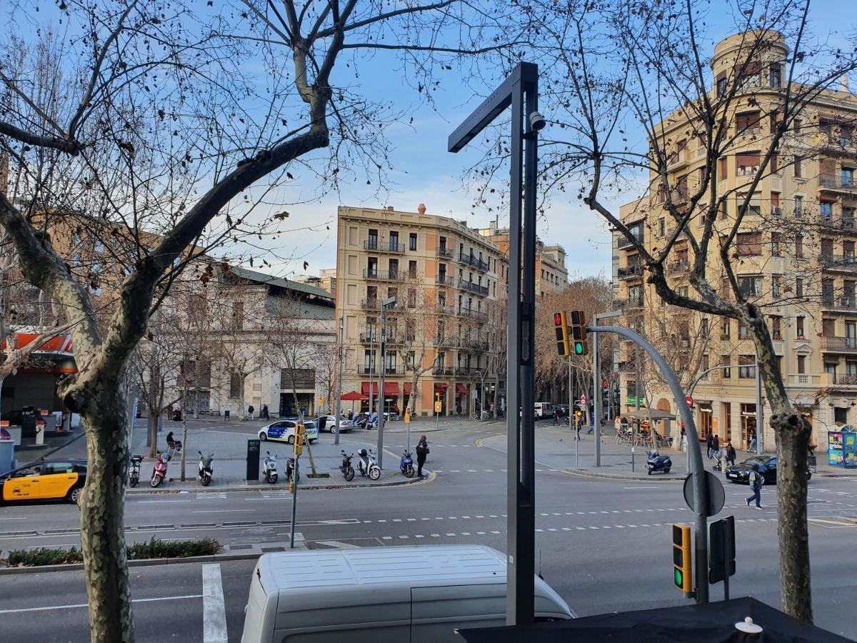 Hostal Rio De Castro Barcelona Luaran gambar