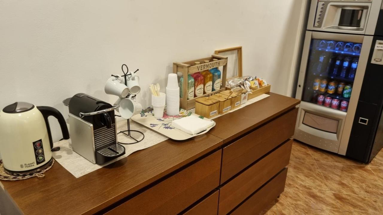 Hostal Rio De Castro Barcelona Luaran gambar