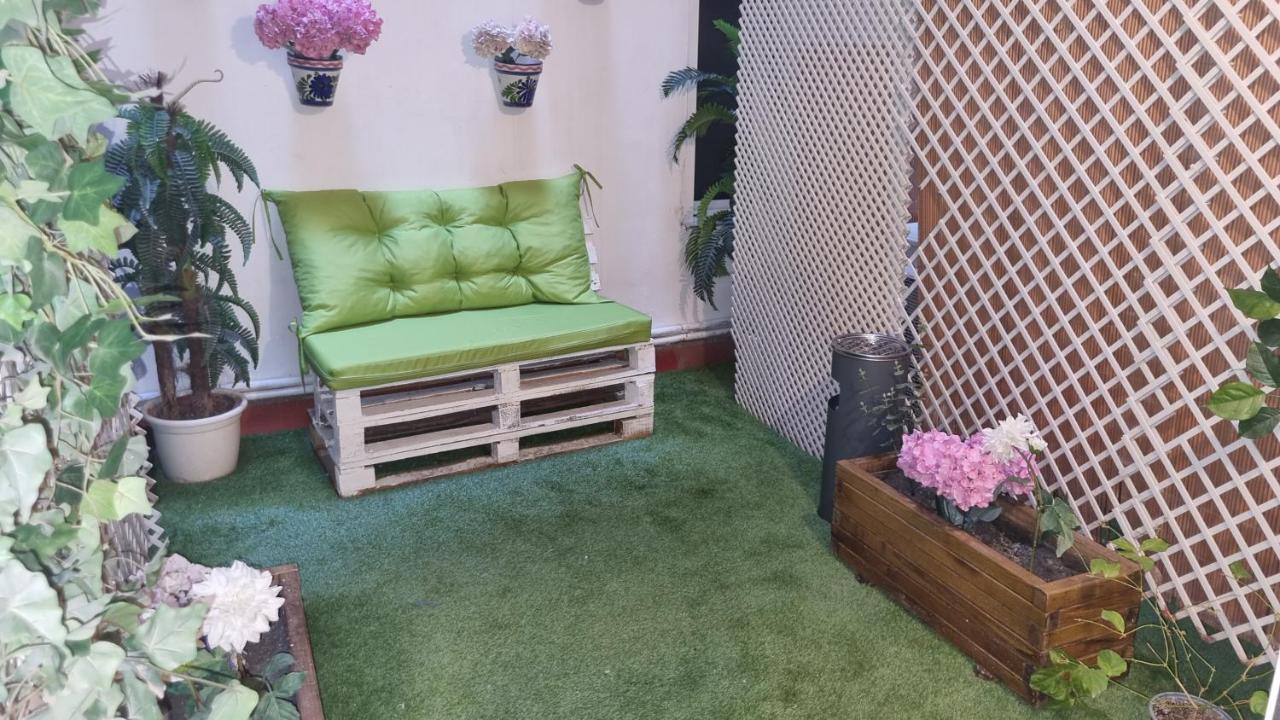 Hostal Rio De Castro Barcelona Luaran gambar
