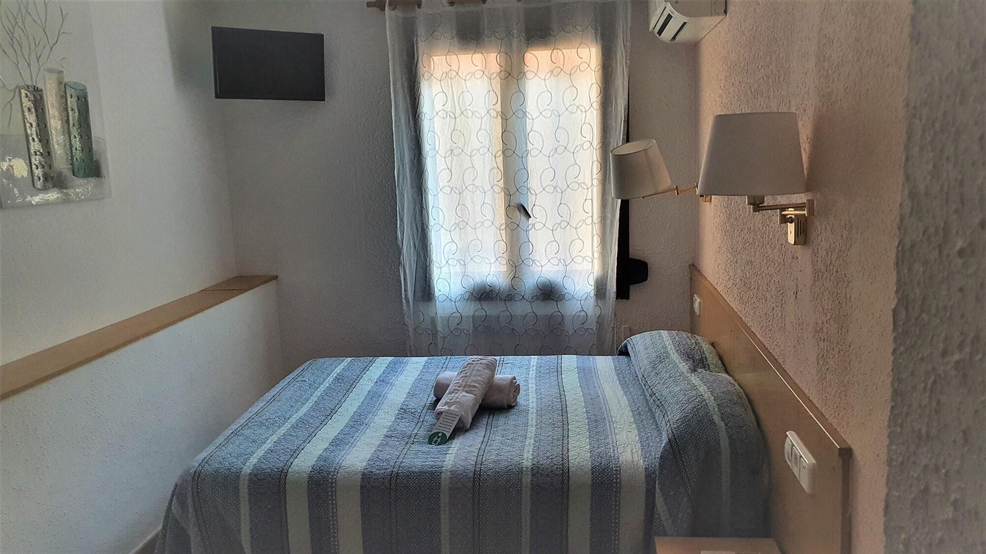 Hostal Rio De Castro Barcelona Luaran gambar
